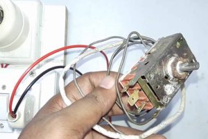 علائم خرابی ترموستات یخچال صنعتی
